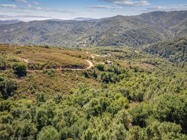 6787 Croy Road, Morgan Hill CA: https://media.crmls.org/mediaz/0ccf91c7-1f15-4647-9ab0-f565cf5cb214.jpg