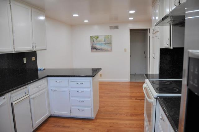 1040 Pizarro Lane, Foster City CA: https://media.crmls.org/mediaz/0cd02e6d-2b8a-4412-8f9f-2d9d8330e137.jpg