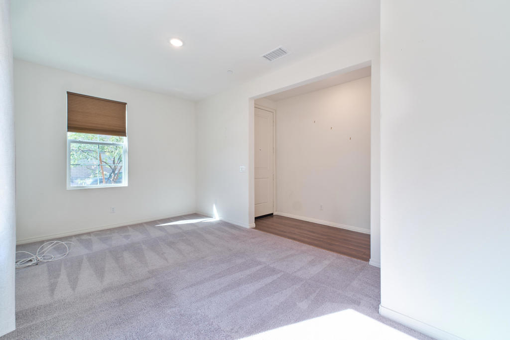 MLS #219136554DA image #32