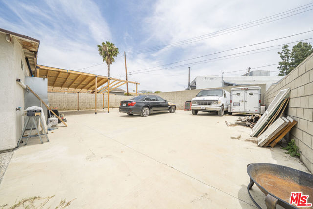 110 S Baymar Street, West Covina CA: https://media.crmls.org/mediaz/0cd0a295-0578-4e69-9f29-45e706663887.jpg
