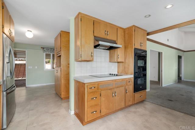 Detail Gallery Image 27 of 52 For 2382 Mirador, Vista,  CA 92084 - 3 Beds | 2/1 Baths