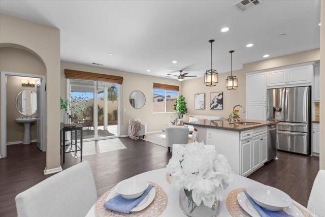 Detail Gallery Image 1 of 1 For 31917 Calle Luz, Temecula,  CA 92592 - 2 Beds | 2/1 Baths