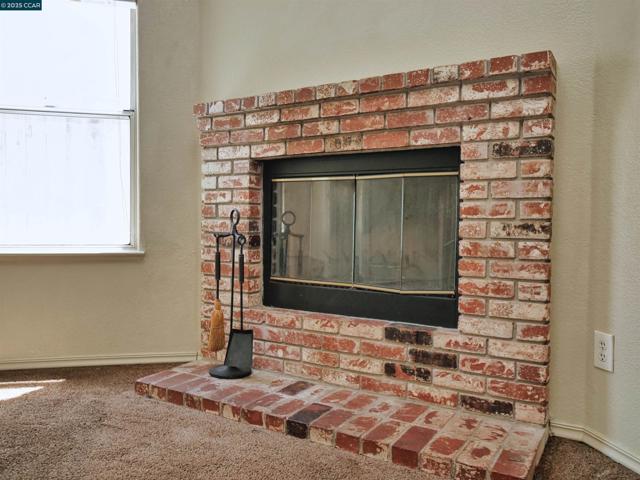 4212 Dunster Drive, Salida CA: https://media.crmls.org/mediaz/0cd3e161-2345-4a11-8260-52cc99ba1ae2.jpg