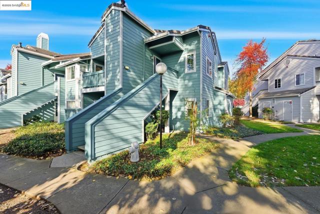 316 Dursey DR, Pinole CA: https://media.crmls.org/mediaz/0cd3fc8a-277f-4848-ae19-bcc768023a14.jpg