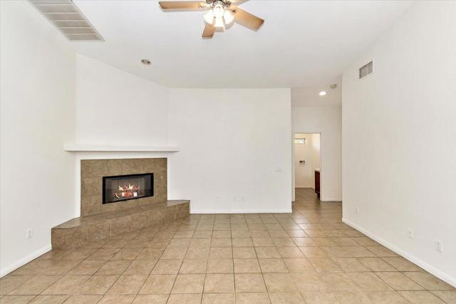 Image 10 of 34 For 37623 Glenn Avenue
