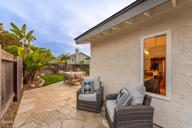 719 Westfield Court, Ventura CA: https://media.crmls.org/mediaz/0cd4f334-af35-4434-be99-e6bcc7763390.jpg