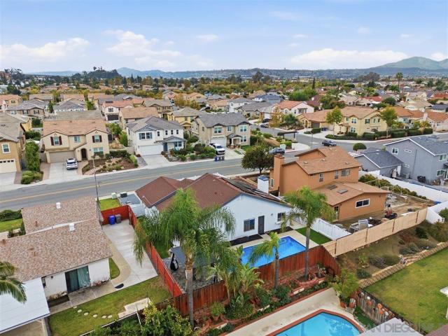 10660 Braverman Drive, Santee CA: https://media.crmls.org/mediaz/0cd66557-0753-4fd8-be7b-fdf2ec474472.jpg