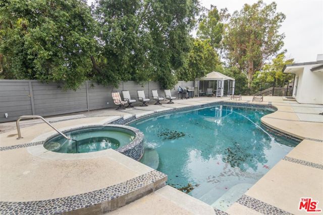 3136 Floye Drive, Los Angeles CA: https://media.crmls.org/mediaz/0cd69d9e-299e-41d8-b6e9-4d1a89c88792.jpg