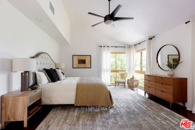 2806 Sunday Trail, Los Angeles CA: https://media.crmls.org/mediaz/0cd92465-1d12-47fa-9d92-055f888a2a66.jpg