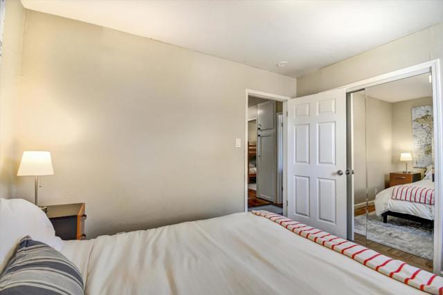 847 Arguello Boulevard, Pacifica CA: https://media.crmls.org/mediaz/0cd9358e-8176-4800-9552-3f3e8ddcc3af.jpg