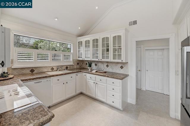 Image 19 of 60 For 3852 Terra Granada Dr  2b