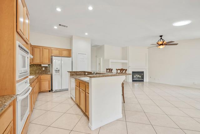 Image 7 of 49 For 79940 Hancock Court