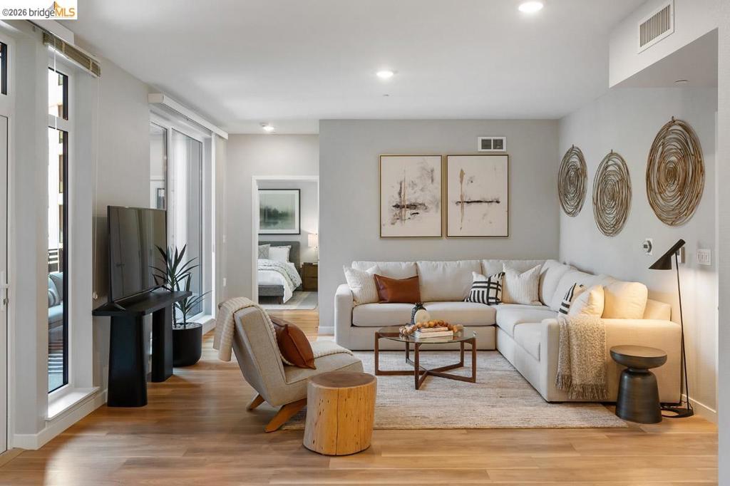 260 Brooklyn Basin Way #556