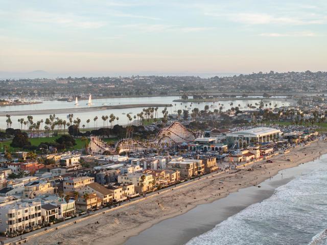 3255 Ocean Front Walk, San Diego, California 92109, 2 Bedrooms Bedrooms, ,1 BathroomBathrooms,Condominium,For Sale,Ocean Front Walk,240001492SD