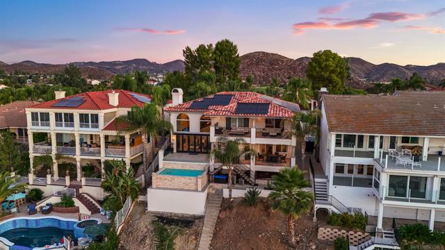 22590 Canyon Lake Drive South, Canyon Lake CA: https://media.crmls.org/mediaz/0cdac8c1-c17d-4c7f-937f-b8d71c6fe4d5.jpg