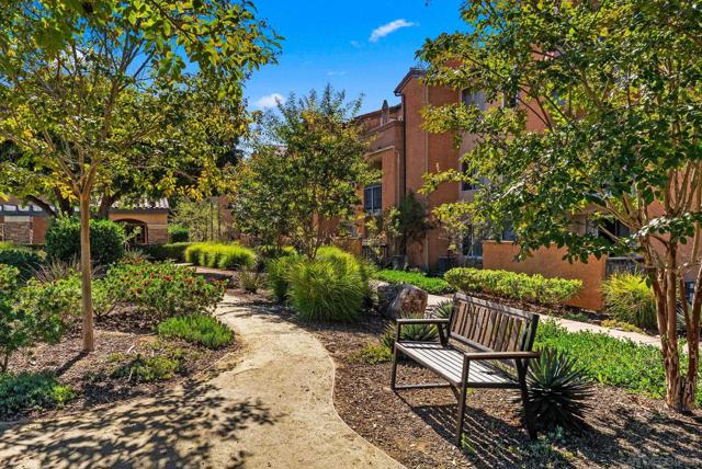 7180 Shoreline, San Diego CA: https://media.crmls.org/mediaz/0cdb80ae-06a6-4882-bf5b-a21e4841dfe7.jpg