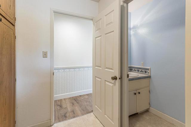 690 Ridgemark Drive, Hollister CA: https://media.crmls.org/mediaz/0cdc0e29-334d-44a9-b8ef-af1da12e482f.jpg