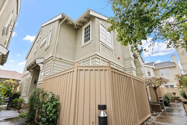 145 Fremont Avenue, Los Altos CA: https://media.crmls.org/mediaz/0cdc4f04-0a6e-4c9e-99d7-244556363c49.jpg