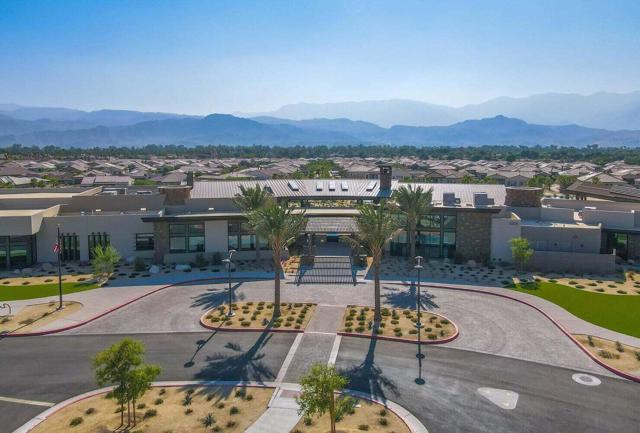 57 Syrah, Rancho Mirage CA: https://media.crmls.org/mediaz/0cdcd48d-e602-436f-b35f-832aad94c3ea.jpg