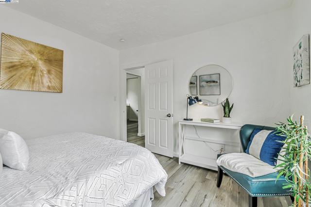 9700 Macarrthur Blvd., Oakland CA: https://media.crmls.org/mediaz/0cdd658b-63ca-4420-a347-ade3861867b4.jpg