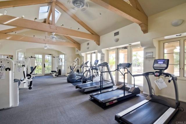 Detail Gallery Image 28 of 36 For 2183 Crest View Glen, Escondido,  CA 92026 - 3 Beds | 2/1 Baths