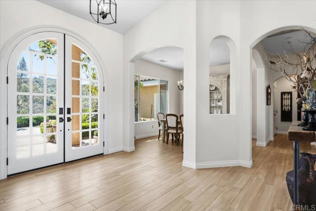 Detail Gallery Image 16 of 66 For 19270 Horizon View Dr., Ramona,  CA 92065 - 4 Beds | 4/2 Baths