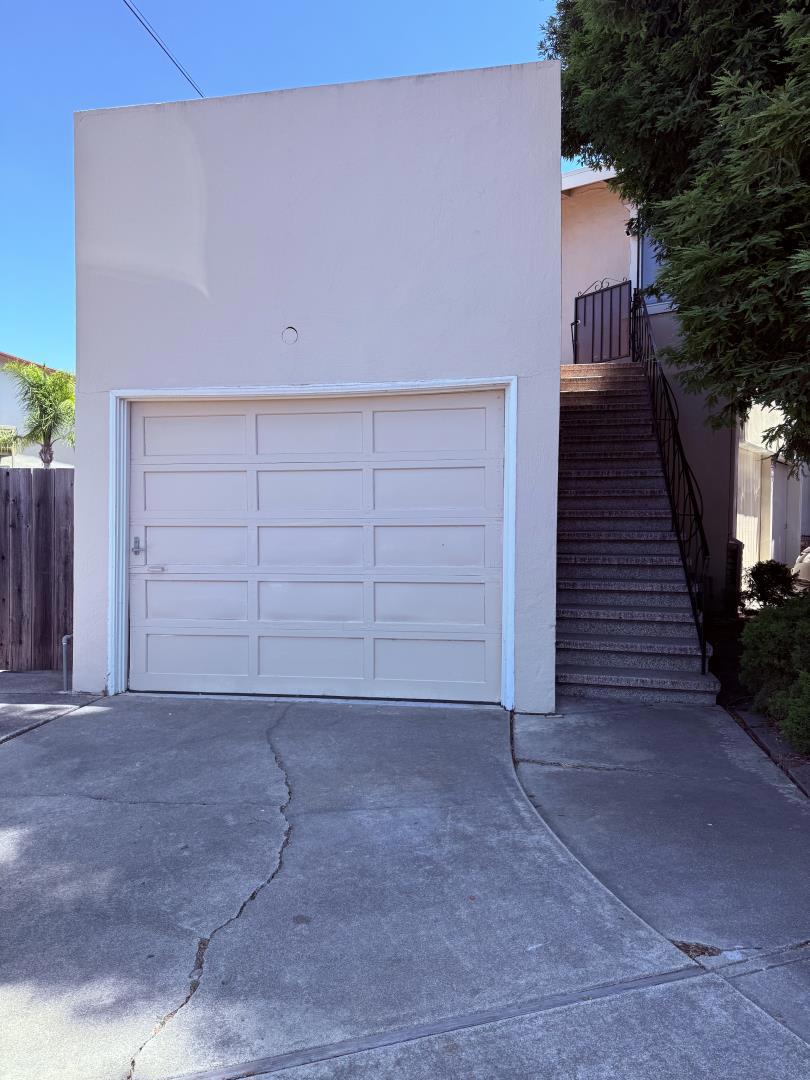 1401 Hess Road