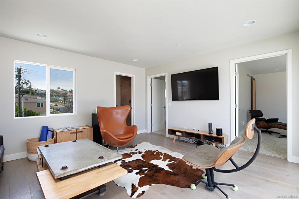 3047 Keats - photo 20