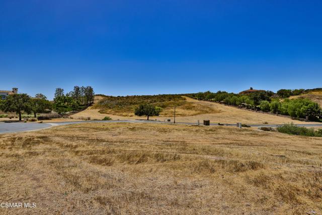 70 Presidential Drive, Simi Valley CA: https://media.crmls.org/mediaz/0ce15fef-6142-4997-bb7c-9ef4dadec8b5.jpg