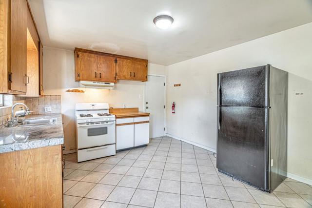 854 N 16th Street, San Jose CA: https://media.crmls.org/mediaz/0ce1882f-325b-4fc2-81d5-cd690632aa55.jpg