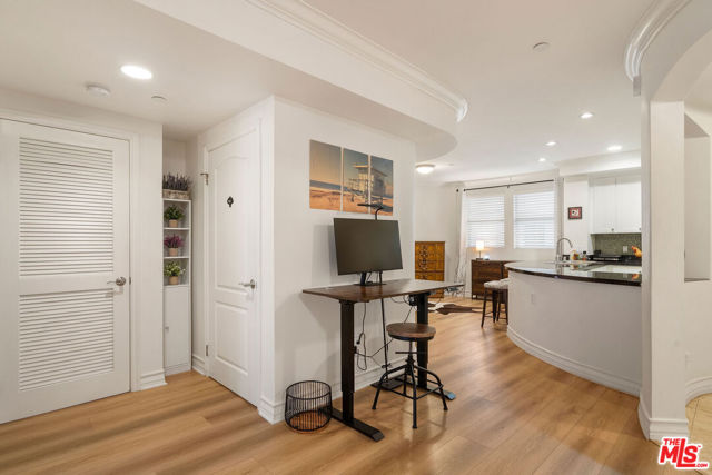 122 N Clark Drive, West Hollywood CA: https://media.crmls.org/mediaz/0ce1cce0-5fa4-43d2-9417-b12539d252ea.jpg