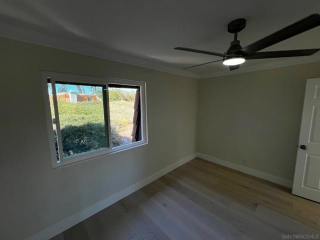 11524 Azucena Dr, San Diego CA: https://media.crmls.org/mediaz/0ce2faae-fdb4-4182-81e7-f020eb902dfb.jpg