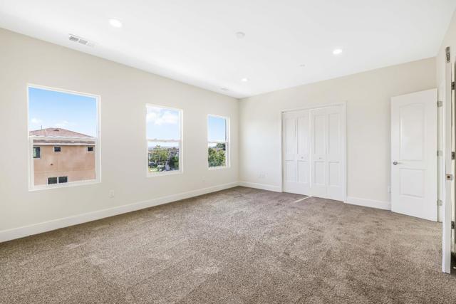 401 San Luis Avenue, Watsonville CA: https://media.crmls.org/mediaz/0ce3c509-417d-4f51-9d04-1f83bdaf8cd5.jpg