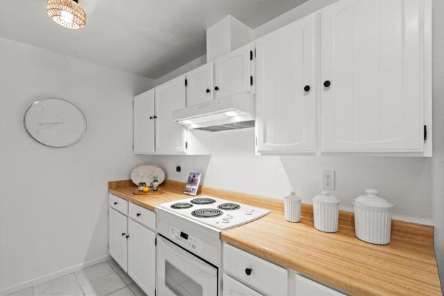 155 Peach Terrace, Santa Cruz CA: https://media.crmls.org/mediaz/0ce4d2b4-aa5e-49a6-a021-c0e6786ec7d0.jpg
