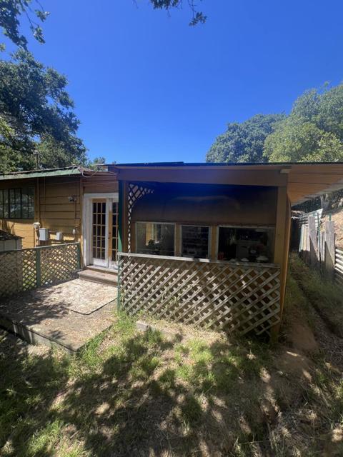 17160 Wilson Way, Royal Oaks CA: https://media.crmls.org/mediaz/0ce54be3-047c-4ded-b72b-9bbe59074986.jpg