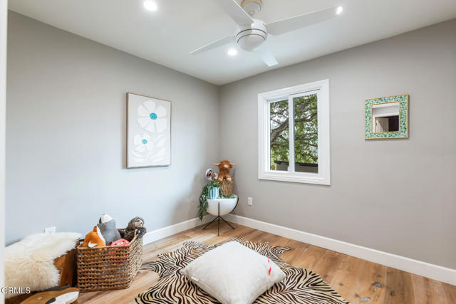 3643 Hampstead Road, Glendale CA: https://media.crmls.org/mediaz/0ce58595-3ea4-4e85-9c04-7b5dadfe4b5e.jpg