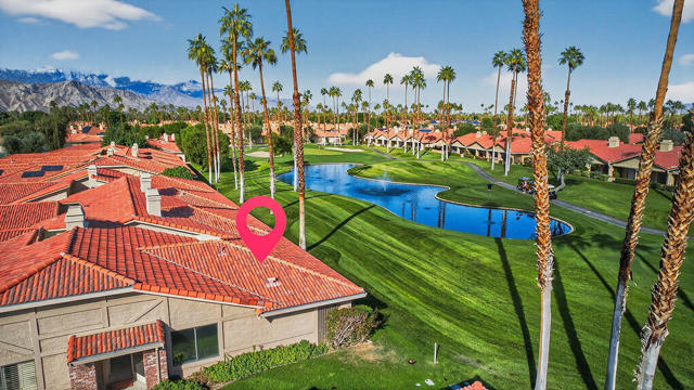 142 Camino Arroyo S, Palm Desert CA: https://media.crmls.org/mediaz/0ce5b7da-be4a-4c47-b3f4-02249238bc6d.jpg