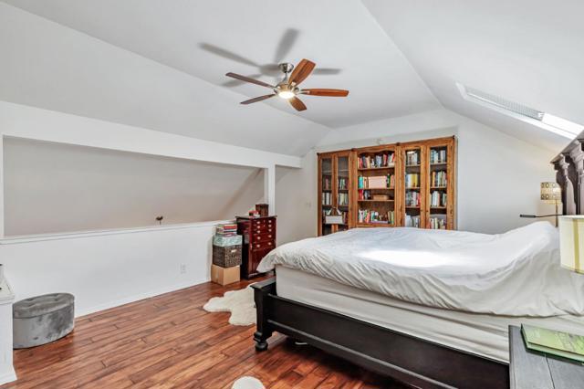 17165 Creekside Circle, Morgan Hill CA: https://media.crmls.org/mediaz/0ce621da-edd9-45b5-96bf-fe45ed447075.jpg