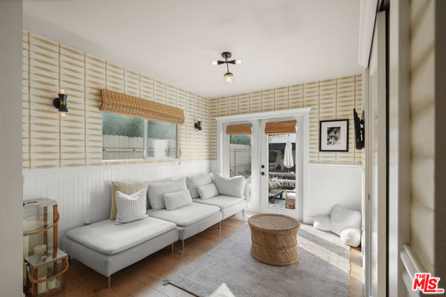 927 N Vista Street, Los Angeles CA: https://media.crmls.org/mediaz/0ce6b27a-869a-48be-a396-c960ee909f38.jpg