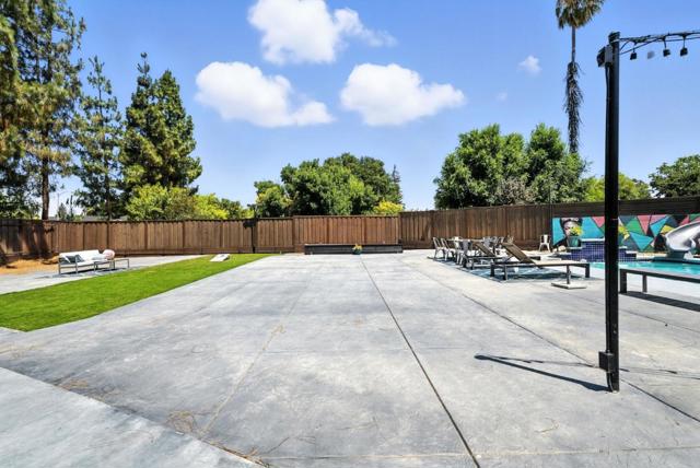 1579 West Street, Concord CA: https://media.crmls.org/mediaz/0ce7cc9c-4964-458b-b369-f92aaae5d71c.jpg