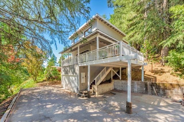 21683 Summit Road, Los Gatos CA: https://media.crmls.org/mediaz/0ce80fbd-1b64-4c68-9548-592248badded.jpg