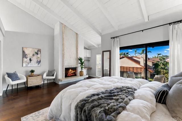 Detail Gallery Image 9 of 26 For 1915 Estrella De Mar Ct a,  Carlsbad,  CA 92009 - 2 Beds | 2/1 Baths