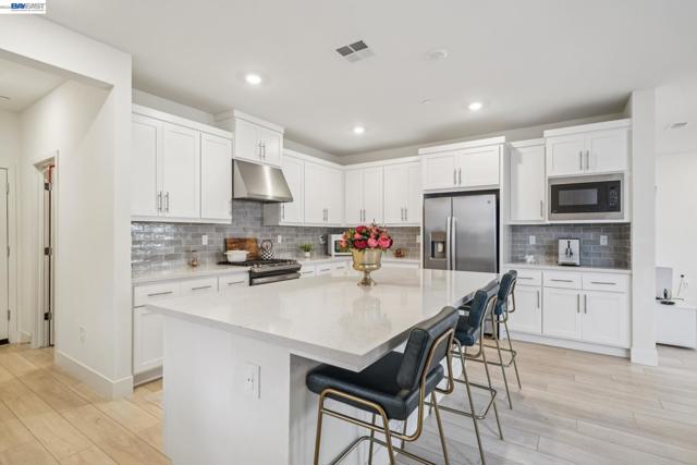 Image 7 of 59 For 37231 Sand Bar Place