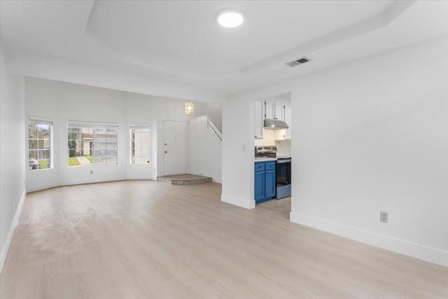 136 Olympic Drive, Vallejo CA: https://media.crmls.org/mediaz/0cea19eb-9fae-4f3b-aed5-b3d03ce2d7a3.jpg