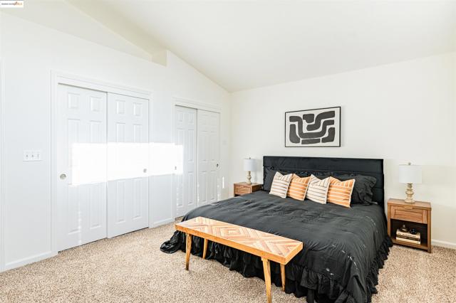 5425 Spur St, Riverbank CA: https://media.crmls.org/mediaz/0ceb4fbd-cb2f-4d40-a0da-958cdb0e08e5.jpg