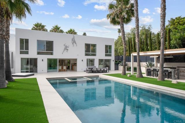 7713 Esterel Dr, La Jolla CA: https://media.crmls.org/mediaz/0ceb7ddc-1474-4ff4-a22f-ba4aa4b64d63.jpg