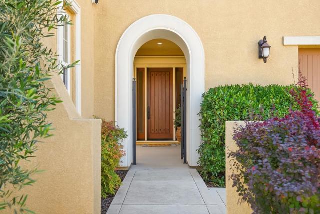 18253 Solano Place, Morgan Hill CA: https://media.crmls.org/mediaz/0cebbd06-1208-4ec6-98df-169d706f93d6.jpg