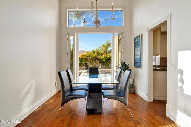 5177 Pesto Way, Oak Park CA: https://media.crmls.org/mediaz/0ceec1dd-4dcb-4fcd-9048-9729eb48a8da.jpg