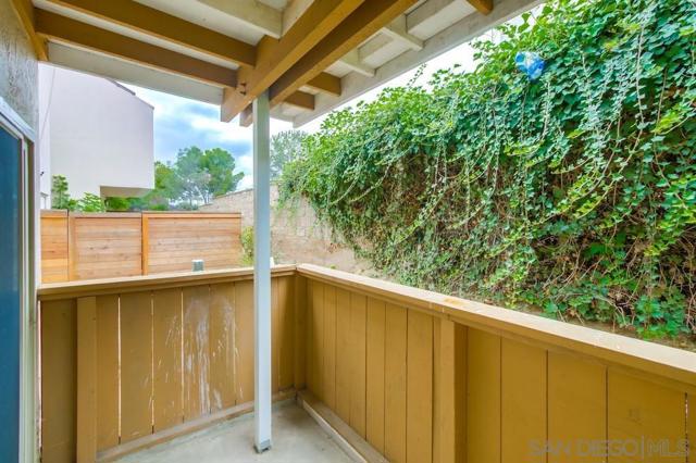 4110 Mount Alifan Pl, San Diego CA: https://media.crmls.org/mediaz/0ceed6aa-07e7-498a-a950-53c223d5ddee.jpg