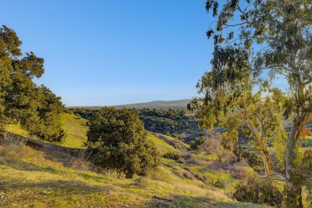 807 Boulder Drive, San Jose CA: https://media.crmls.org/mediaz/0cef6c49-29ac-4159-aecb-6d40846da732.jpg